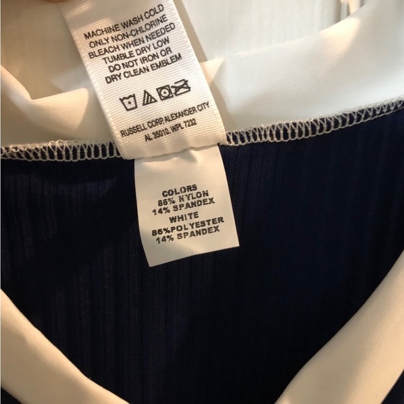 Michigan Wolverines Football Jersey NWT - Picture 9 of 12